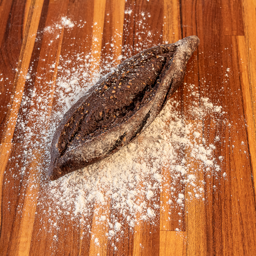 Pan Grâu: Açaí Natural y Multigrano (18h)