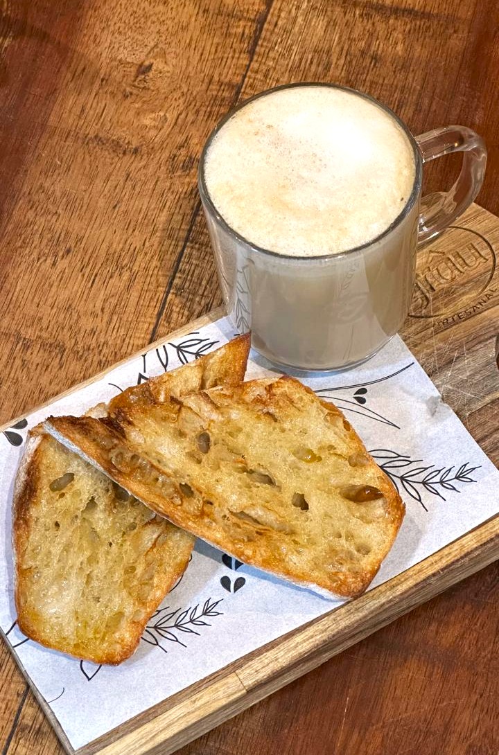 Combo 02: El Abrazo Grâu (1/2 Ipanema + Café Latte)
